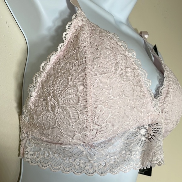 NWT. Laura Ashley Sexy Wireless Lace Bralette Plus-3X. - Picture 6 of 11